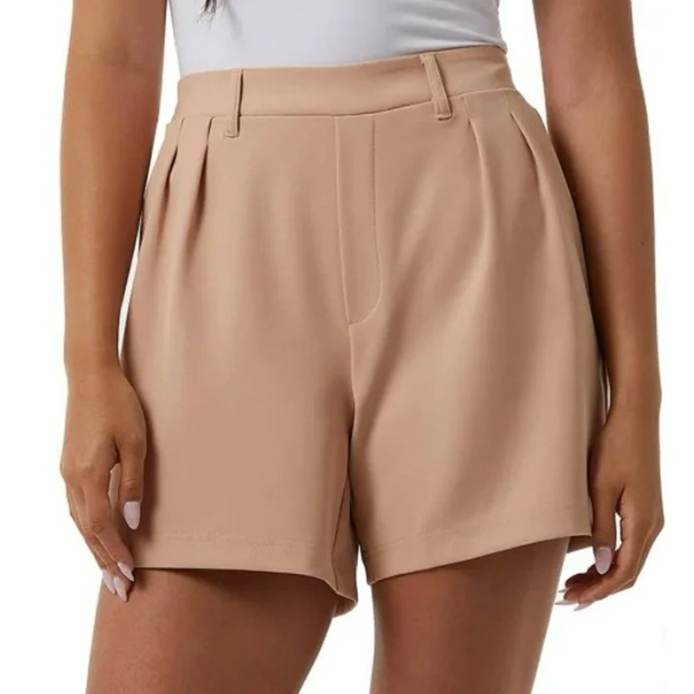32 Degrees Cool Pleated High Rise Pull-On Shorts